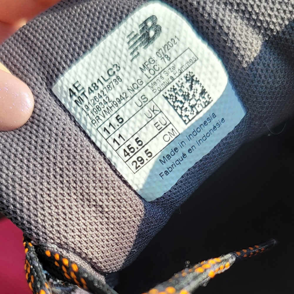 New balance - Picture 2 of 5